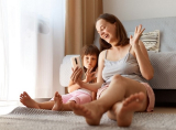 ¿Qué dice la ley sobre subir fotos de tus hijos a redes sociales?